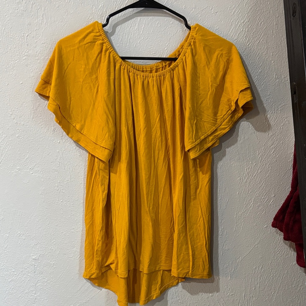 Old Navy Mustard Short Sleeve Top